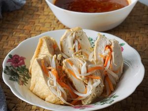 Resep Tauhu Sumbat Khas Malaysia yang Renyah Segar Untuk Camilan Resep Tauhu Sumbat Khas Malaysia yang Renyah Segar Untuk Camilan