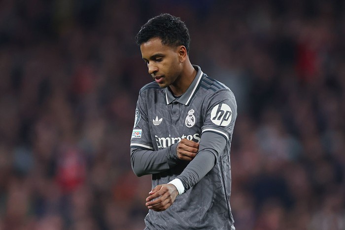 LONDON, ENGLAND - APRIL 8: Rodrygo of Real Madrid during the UEFA Champions League 2024/25 Quarter Final First Leg match between Arsenal FC and Real Madrid C.F. at Arsenal Stadium on April 8, 2025 in London, England. (Photo by Marc Atkins/Getty Images)