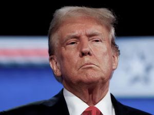 Dunia Hari Ini: Presiden Trump Tunda Pemberlakuan Tarif, Kecuali untuk China