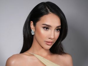 Gaya Anya Geraldine Tampil Manglingi Dengan Riasan Glam Look, Cantik Maksimal Gaya Anya Geraldine Tampil Manglingi Dengan Riasan Glam Look, Cantik Maksimal