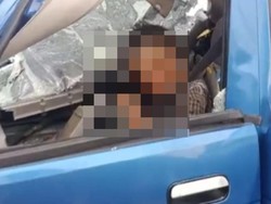 Cerita Saksi Lihat Bapak-Anak Tewas Saat Kecelakaan Bus Vs Panther di Gresik