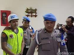Momen Ibu-Nenek Korban Histeris Sumpahi Brigadir Ade Pembunuh Bayi 2 Bulan
