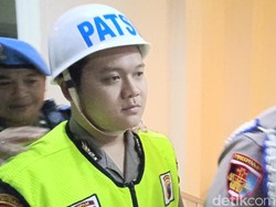 Tampang Brigadir Ade Jalani Sidang Etik Dugaan Pembunuhan Bayi 2 Bulan