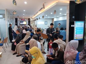 Sebanyak Ini Orang yang Mau Beli Emas Antam Sebanyak Ini Orang yang Mau Beli Emas Antam