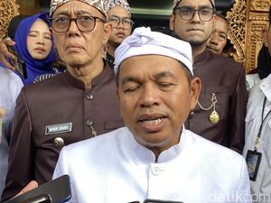 Gubernur Jabar Izinkan ASN Tak Ngantor untuk Rawat Ibu yang Sakit Gubernur Jabar Izinkan ASN Tak Ngantor untuk Rawat Ibu yang Sakit