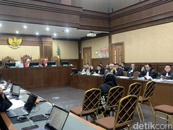 Dapat Uang Jajan Rp 5 Juta, Staf PN Surabaya Cuma Dapat Tugas Ini