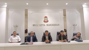 Perebutan Kursi Sekda Makassar Memanas: 10 Pejabat Top Saling Sikut, Ada Nama Kejutan! Perebutan Kursi Sekda Makassar Memanas: 10 Pejabat Top Saling Sikut, Ada Nama Kejutan!