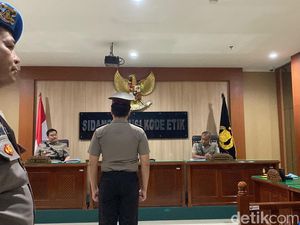 Dipecat dari Polri, Brigadir Ade Pembunuh Bayi Resmi Ajukan Banding Dipecat dari Polri, Brigadir Ade Pembunuh Bayi Resmi Ajukan Banding