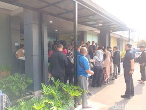 Susahnya Warga Dapat Emas Antam: Dua Hari Antre, Tetap Kehabisan Stok