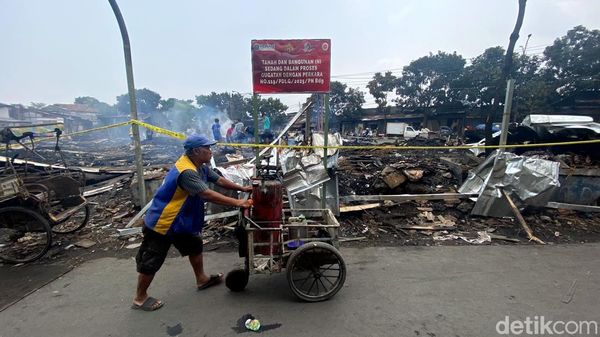 Foto Ratanya 46 Jongko Kayu-3 Rumah Pascakebakaran di Sukahaji Bandung