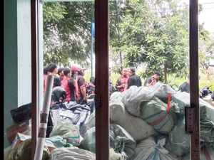 Pengiriman Logistik Diblokir Massa, PT JTLE Lapor ke Polresta Sidoarjo Pengiriman Logistik Diblokir Massa, PT JTLE Lapor ke Polresta Sidoarjo