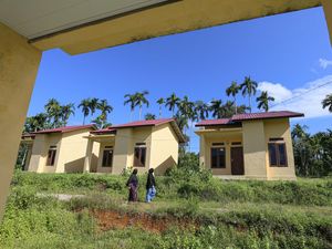 Melihat Rumah untuk Eks Kombatan GAM Melihat Rumah untuk Eks Kombatan GAM