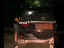 Video: Heboh Mobil Berpelat Dinas Kemhan Terekam Melipir Temui Wanita di Pinggir Jalan
