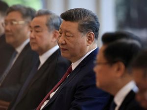 Efisiensi ala Xi Jinping Efisiensi ala Xi Jinping