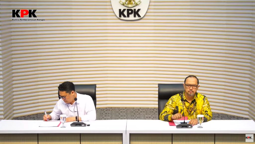 Konferensi pers penahanan tersangka dalam kasus dugaan tindak pidana korupsi terkait perjanjian jual beli gas antara PT PGN dan PT IAE. (Tangkapan Layar Youtube KPK)