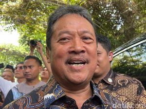 Trenggono Tegaskan Tidak Ada Pulau yang Dijual, Mau Diawasi Pakai Satelit Trenggono Tegaskan Tidak Ada Pulau yang Dijual, Mau Diawasi Pakai Satelit