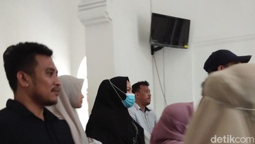 Skincare Mira Hayati Palsu? Ahli Angkat Bicara! Skincare Mira Hayati Palsu? Ahli Angkat Bicara!