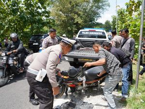 Ambulans Tabrak Motor di Jalan Jogja-Wonosari Patuk, 1 Orang Tewas Ambulans Tabrak Motor di Jalan Jogja-Wonosari Patuk, 1 Orang Tewas