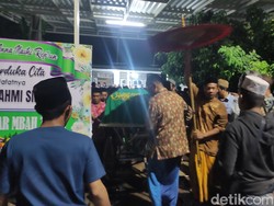 Jenazah Fahmi Santri Tewas di Pantai Balekambang Malang Dimakamkan