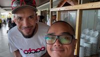 Saykoji Rajin Nyeduh Kopi dan Makan Bareng Teman Pelari