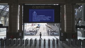 Stasiun di Argentina Kosong Imbas Pekerja Transportasi Umum Mogok Kerja