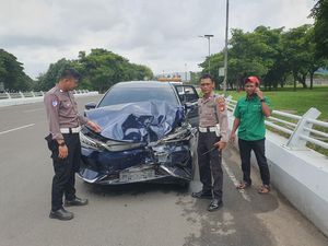 Kronologi Mobil Listrik Tabrak Alphard di Soetta, Sopir Diduga Microsleep