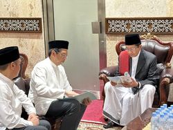 Siaga Penuh Layani Jemaah, Menag Terima Peta Mitigasi Risiko Puncak Haji 2025