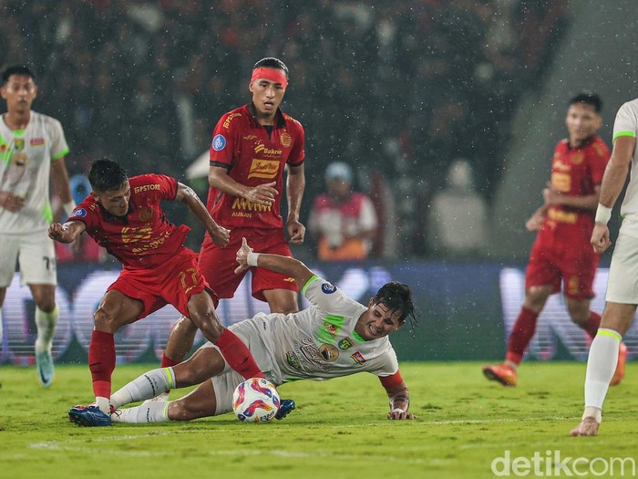 Pekan ke-28 Liga 1 menghadirkan big match Persija vs Persebaya. Pertandingan di Stadion Gelora Bung Karno, Jakarta, itu berakhir imbang 1-1.