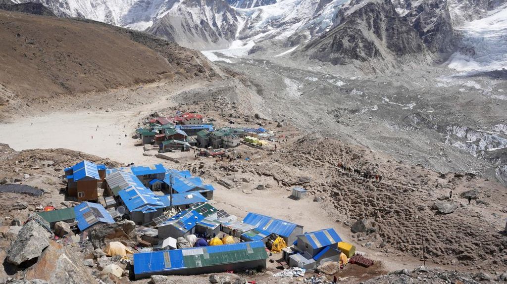 Potret Gorakhshep Desa Terakhir Sebelum Base Camp Everest Potret Gorakhshep Desa Terakhir Sebelum Base Camp Everest