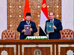 Prabowo-Presiden El-Sisi Teken Penguatan Kemitraan Strategis RI dan Mesir