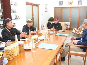 Pemprov Jatim dan Pemkab Banyuwangi Matangkan Layanan Kapal Cepat Banyuwangi-Denpasar Pemprov Jatim dan Pemkab Banyuwangi Matangkan Layanan Kapal Cepat Banyuwangi-Denpasar
