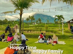 Adem! Di Jogja Bisa Ngopi Bonus Panorama Sawah di 5 Kafe Ini