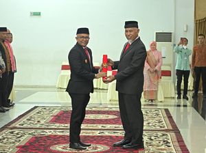 Edi Dharma Dilantik Lagi Jadi Pjs Bupati Pasaman, Hanya Akan Bertugas 6 Hari Edi Dharma Dilantik Lagi Jadi Pjs Bupati Pasaman, Hanya Akan Bertugas 6 Hari