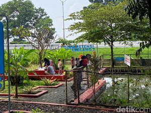 RTH Kolam Retensi Rancabolang Jadi Tempat Nyaman untuk Healing