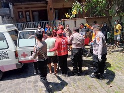 Tinggal Sendiri, Pria Lansia Ditemukan Meninggal di Rumahnya