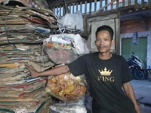 Geliat Percuanan di Balik Barang Rongsokan Ala Nasabah BRI Geliat Percuanan di Balik Barang Rongsokan Ala Nasabah BRI