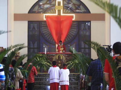 Suasana Misa Minggu Palma di Papua