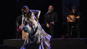 Aksi Para Penari Flamenco di Teater Nasional Irak