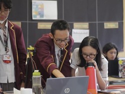 BINUS SCHOOL Serpong Siap Cetak Inovator Muda dengan Hybrid Learning