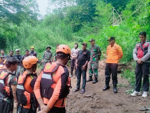 Petani Asal Soppeng Tenggelam di Sungai Walanae Bone, Tim SAR Cari