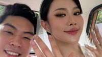 8 Potret Pernikahan Jessica Jane dengan Erwin Phang