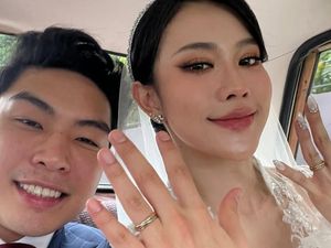 8 Potret Pernikahan Jessica Jane dengan Erwin Phang