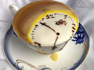 Unik Menggemaskan! 10 Masterpiece Latte Art yang Bikin Tak Tega Minumnya
