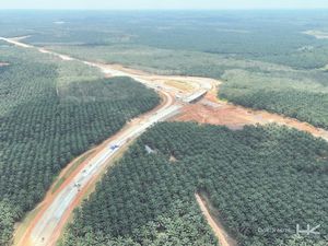 Tol Betung-Jambi Seksi IV Sudah 80%, Ditarget Rampung 2026 Tol Betung-Jambi Seksi IV Sudah 80%, Ditarget Rampung 2026