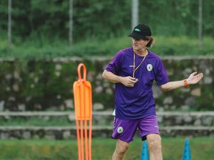 Pelatih PSS Ungkap Penyebab Mereka Kerap Kena Comeback di Babak Kedua Pelatih PSS Ungkap Penyebab Mereka Kerap Kena Comeback di Babak Kedua