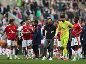 MU Kalah karena Banyak Salah MU Kalah karena Banyak Salah