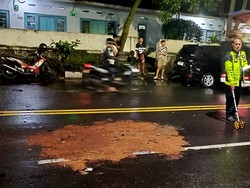 Mahasiswa Tewas Usai Adu Banteng Motor Vs Mobil di Bandung