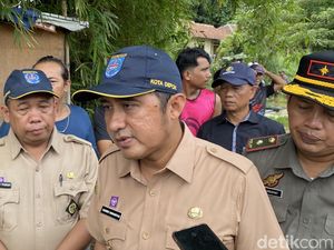 Wawalkot Depok Akan Koordinasi dengan TNI-Polri Buntut Pembakaran Mobil Polisi Wawalkot Depok Akan Koordinasi dengan TNI-Polri Buntut Pembakaran Mobil Polisi