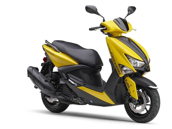 Tampang Skutik Baru Yamaha yang Mesinnya Irit BBM dan Bagasinya Muat Helm