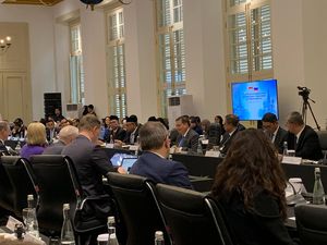 RI & Rusia Bidik Kerja Sama Migas hingga Energi Baru Terbarukan